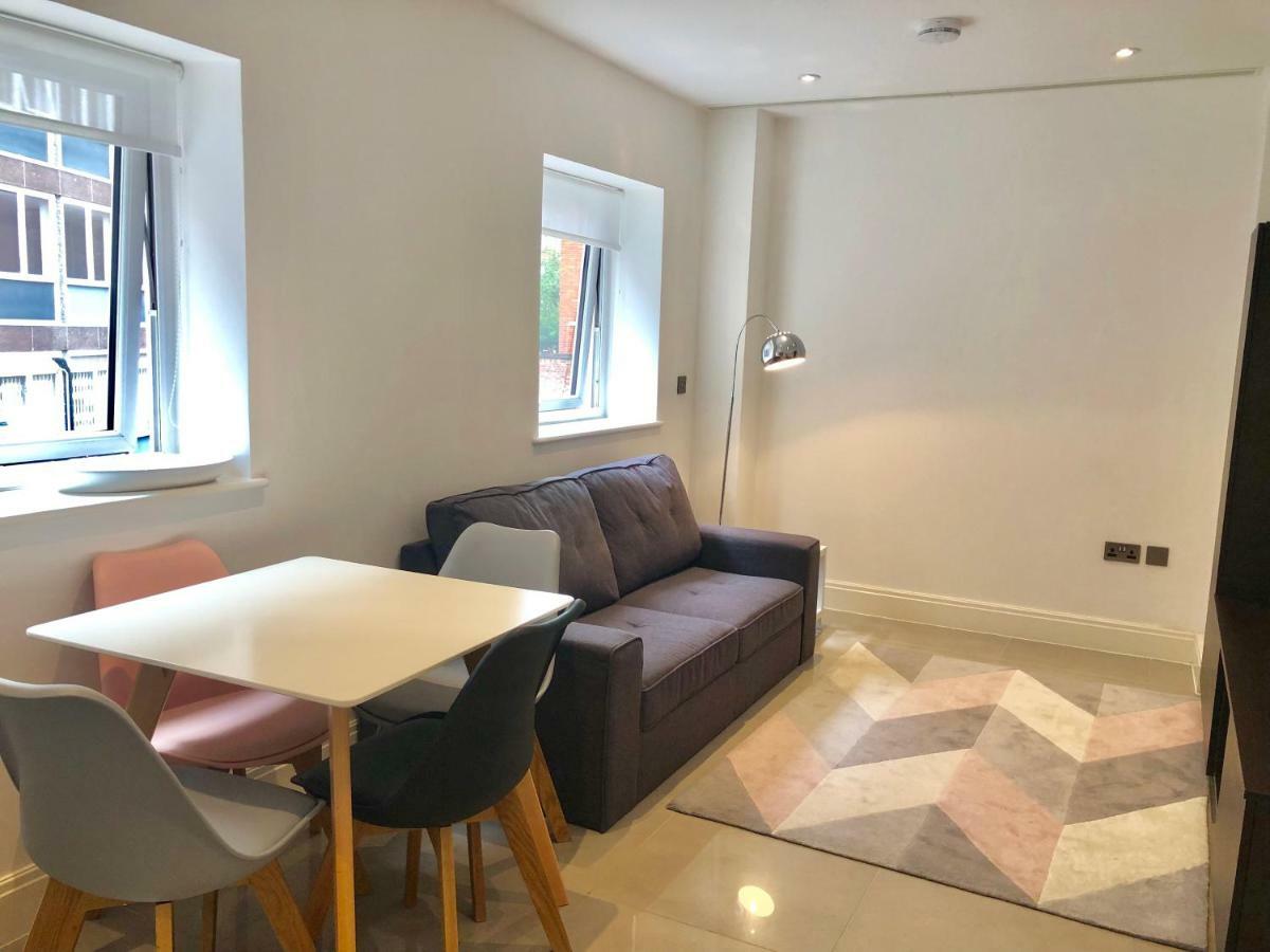Stylish Apartments In Victoria & Westminster Apartment *