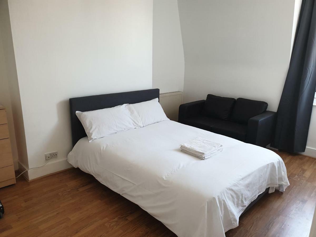 Truman Guest house *