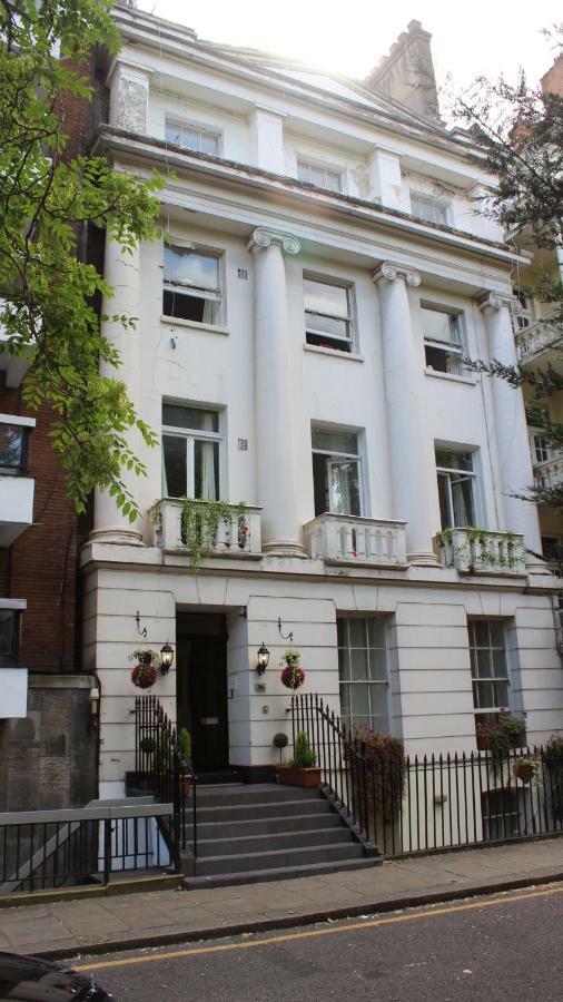 Hyde Park Gate