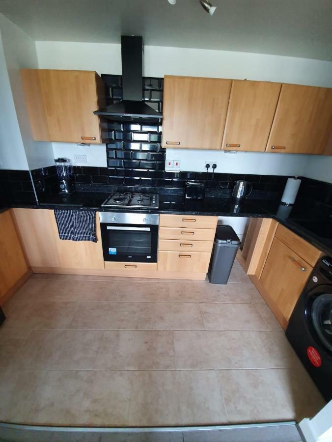 Apartamento Affluent Waterside Tideslea Path