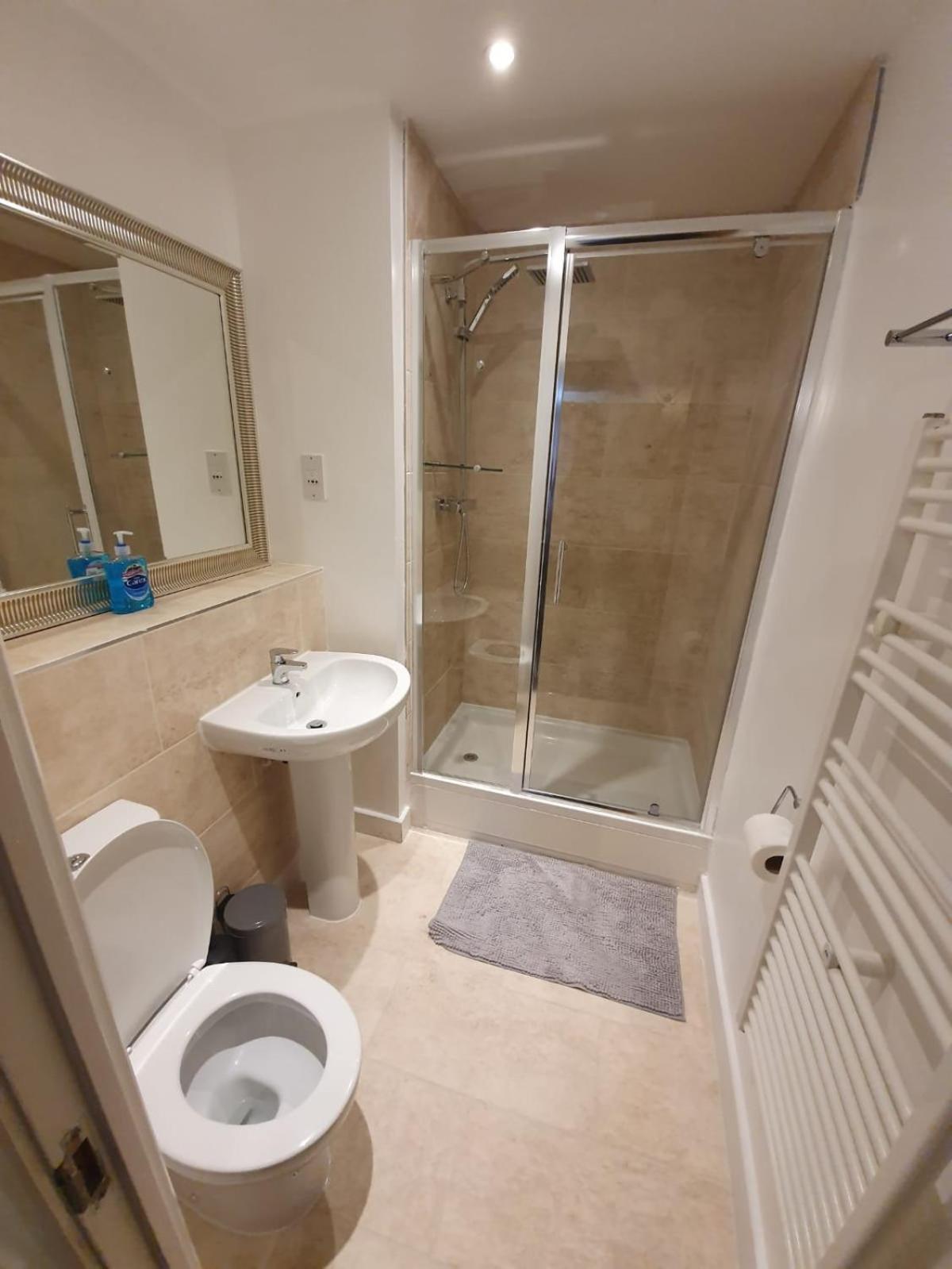 Affluent Waterside Tideslea Path Apartamento Londres