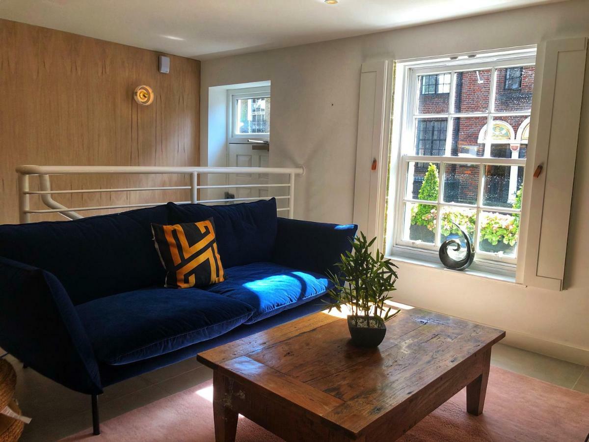 Arlington Road Camden Apartment *