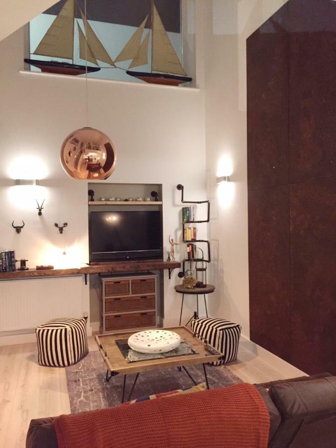 Apartment Spacious 1 Bedroom Split Level Old Pub Conversion Tower Bridge *