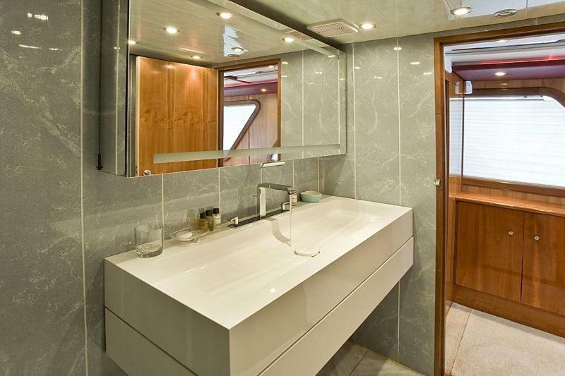 Hotel Absolute Pleasure Yacht Londres