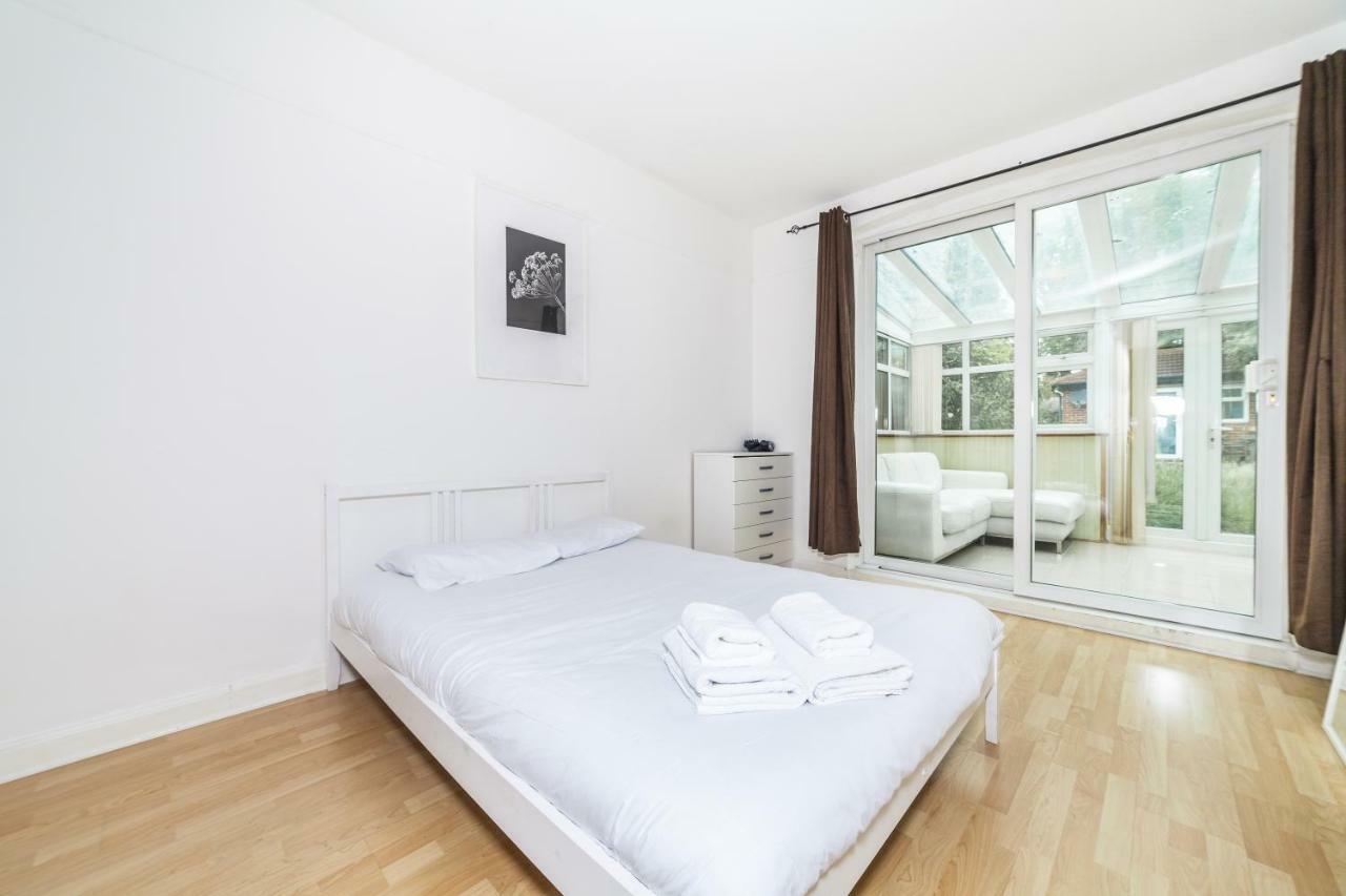 Lingwell Concept Flat Guest house London