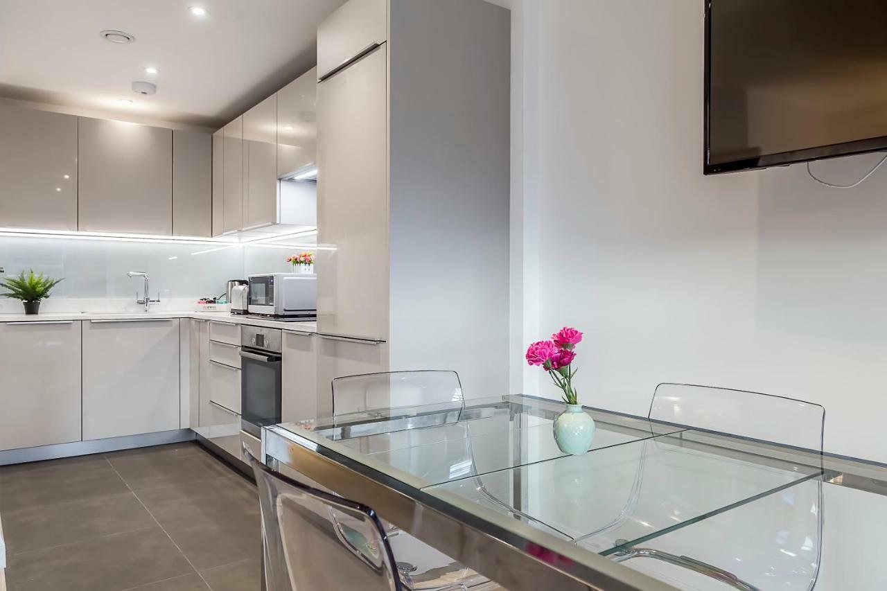 Appartement Charles Dickens, Tate Modern *