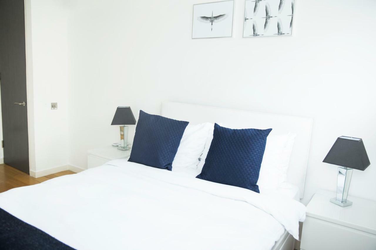 The Holborn Lights - Modern 3Bdr Home With Rooftop Terrace & Garage *