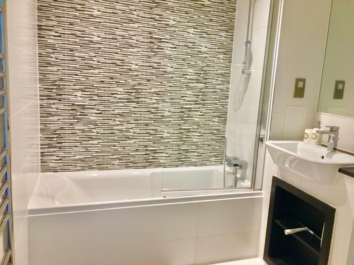 2-bedrooms Apartment, Lounge, Balcony Leilighet
