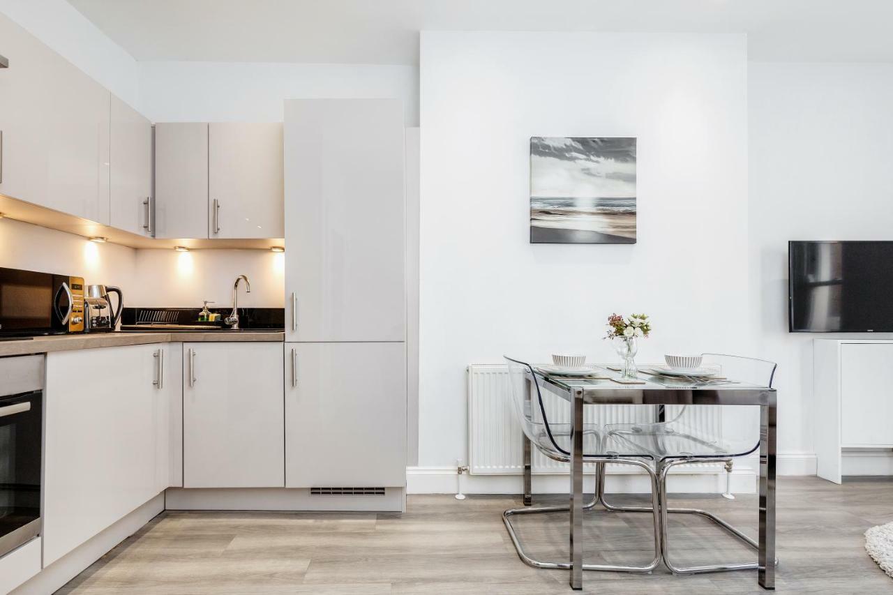 Bright & Modern 2-bed Notting Hill Londres