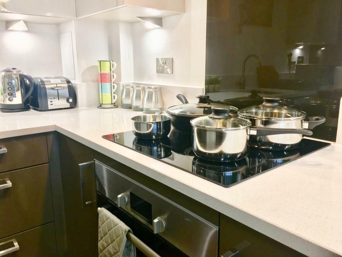 Excel 2 Bedrooms River View Londen