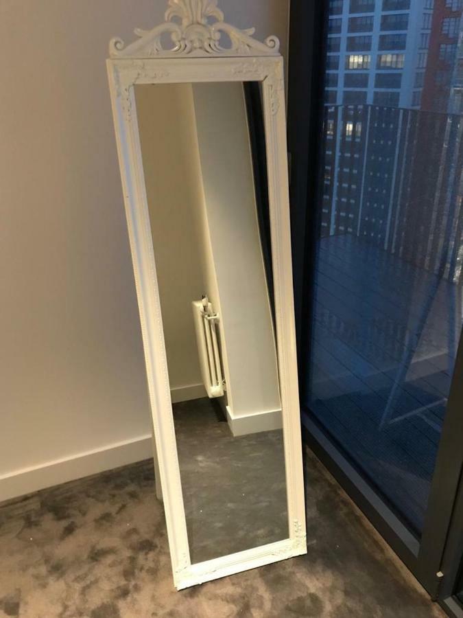 Booking Apartment London