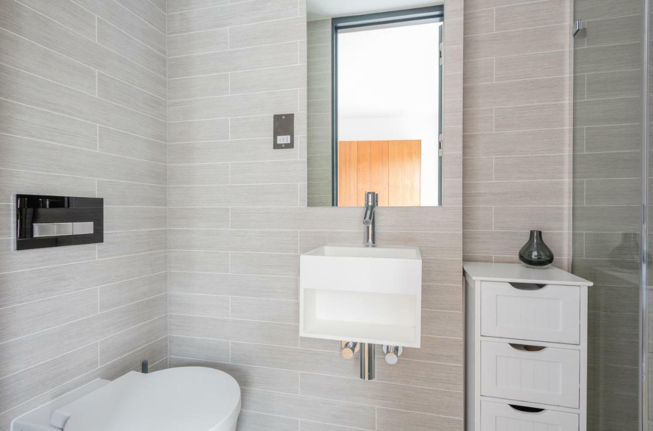 Appartement 0m² 3 Slaapkamer, 1 Privé Badkamer In Notting Hill Londen