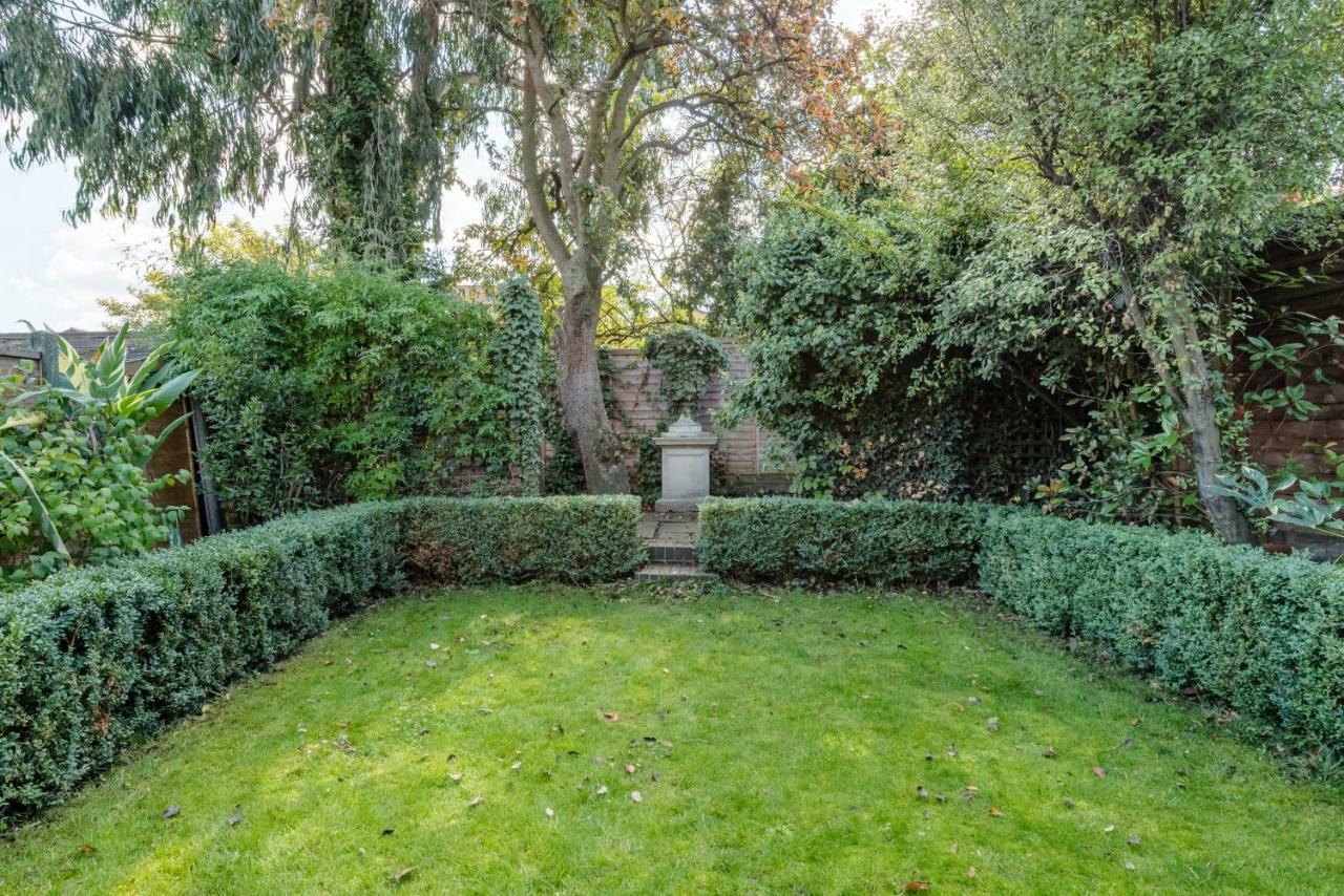 Gorgeous, 4 Bed Victorian House In Dollis Hill Londen