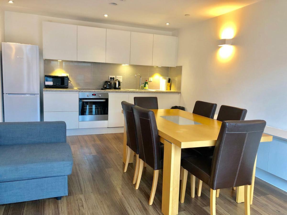 Stylish Apartments In Victoria & Westminster Apartment *
