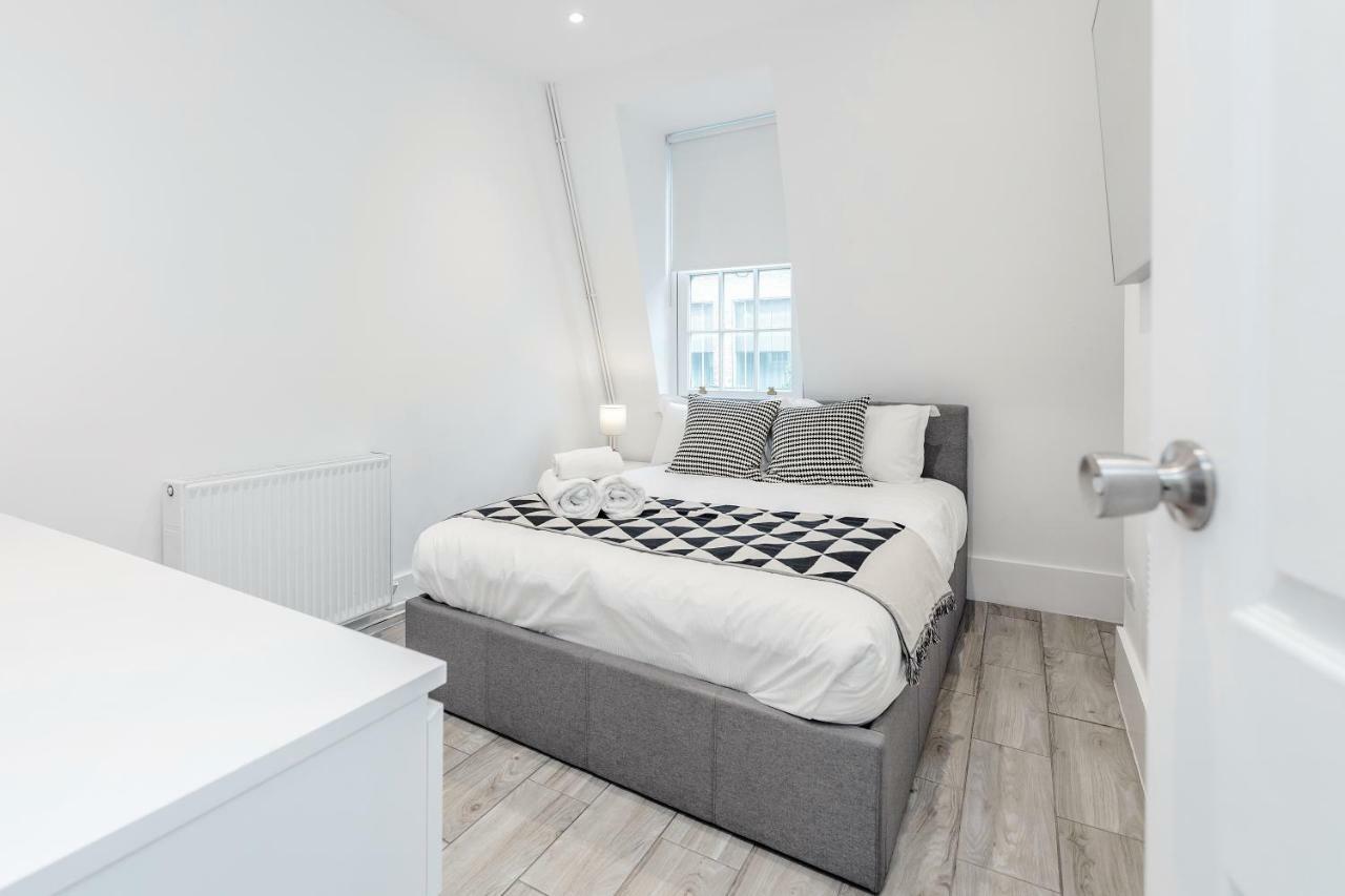 New 2 Bed In Covent Garden Apartment