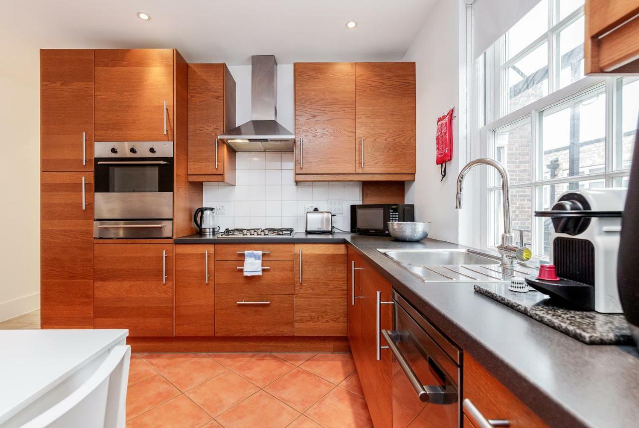New 2 Bed In Covent Garden Apartment