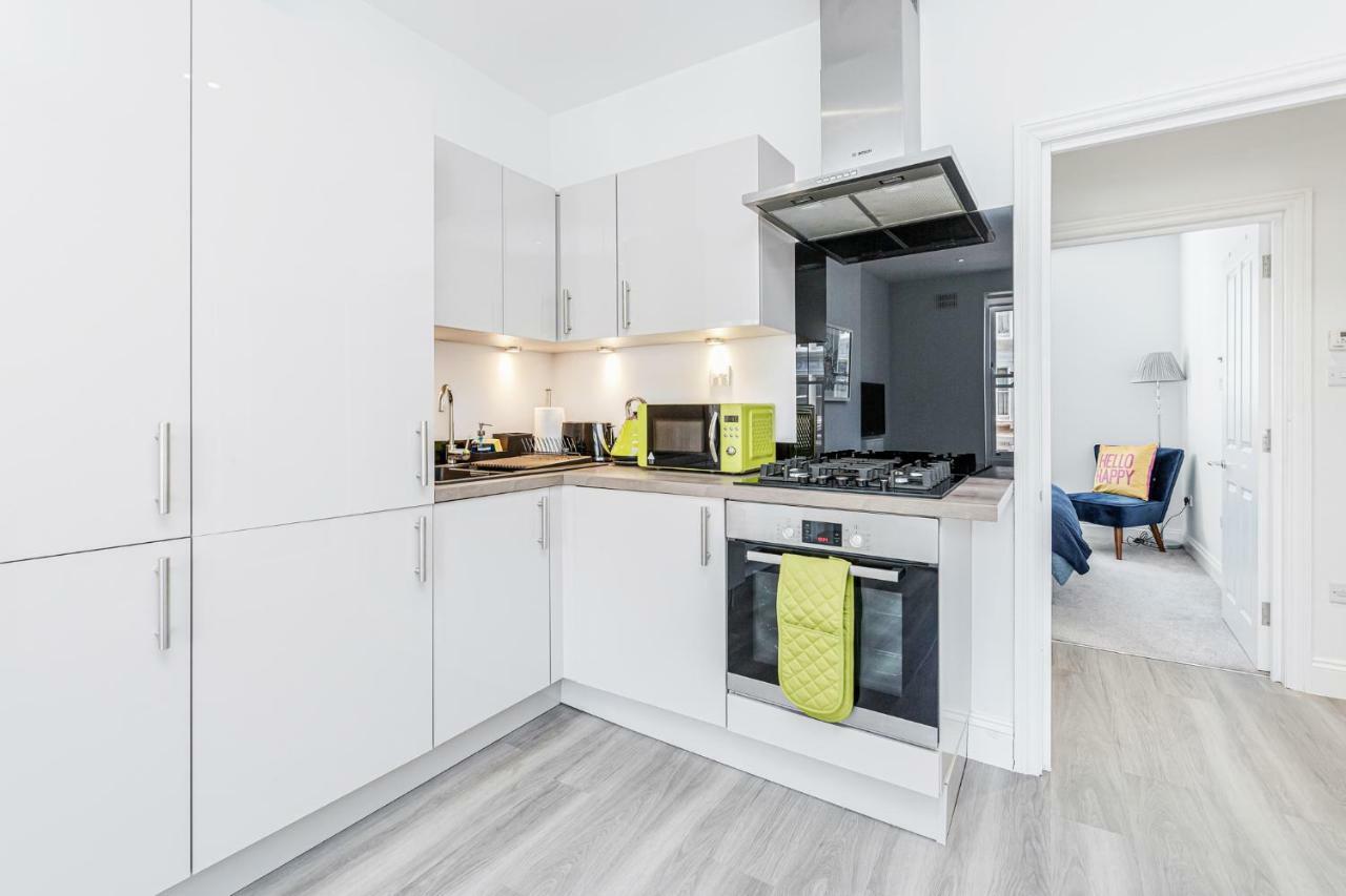 2-bed Notting Hill / Portobello * London