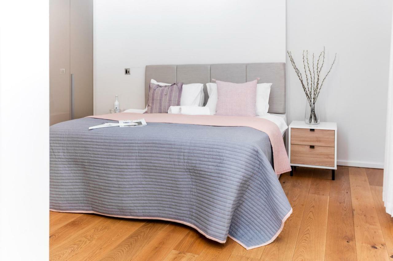 Hyde Park Luxe Apartment London