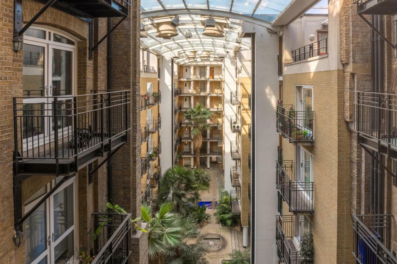 One Bed Serviced Near Millenium Bridge
