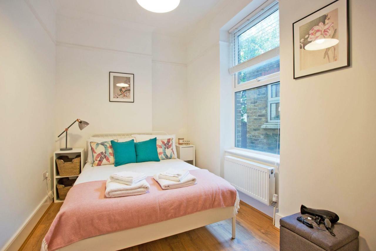 Apartment Highbury Fieldway