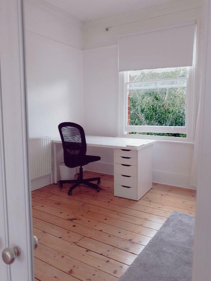 Privat overnatting In Queen's Park *