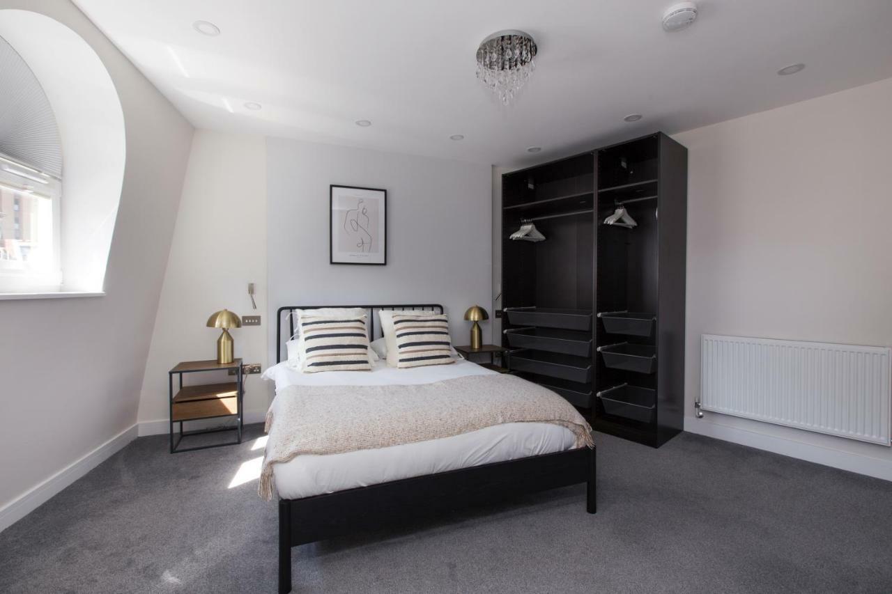 Apartment Emperors Gate By Allo Housing *