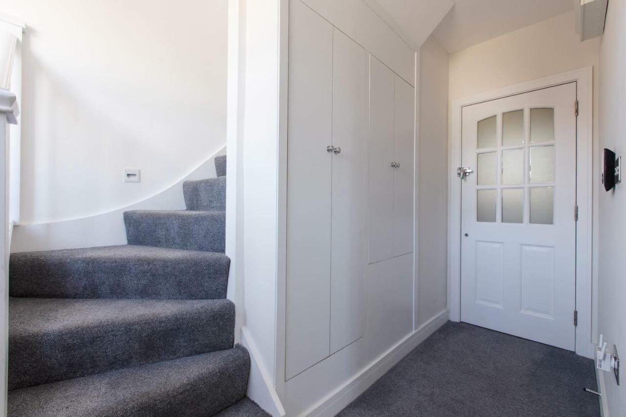 Apartment Emperors Gate By Allo Housing *