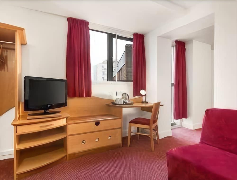 Waterloo Hub And 3* Londres