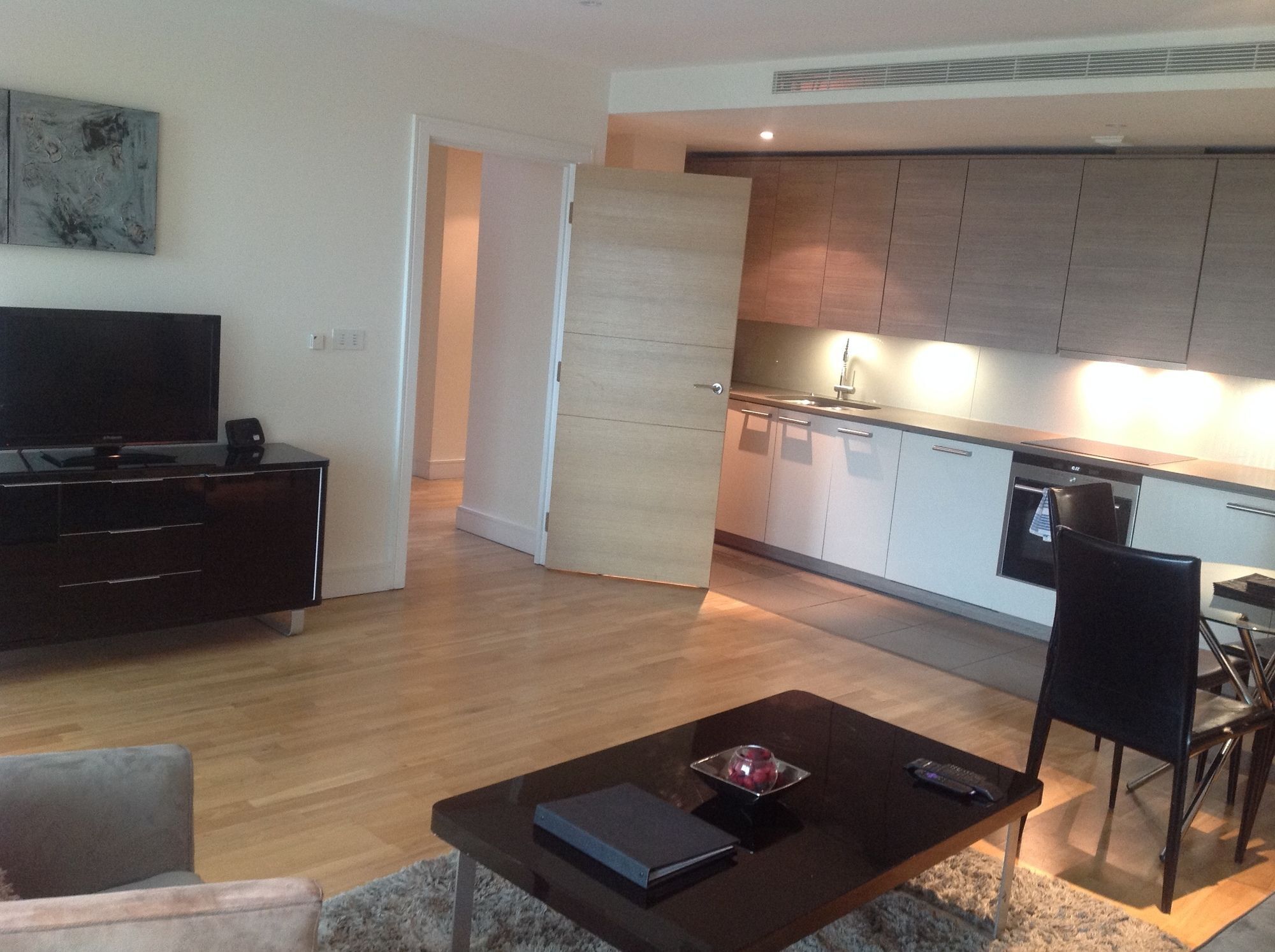 Apartment Ng London