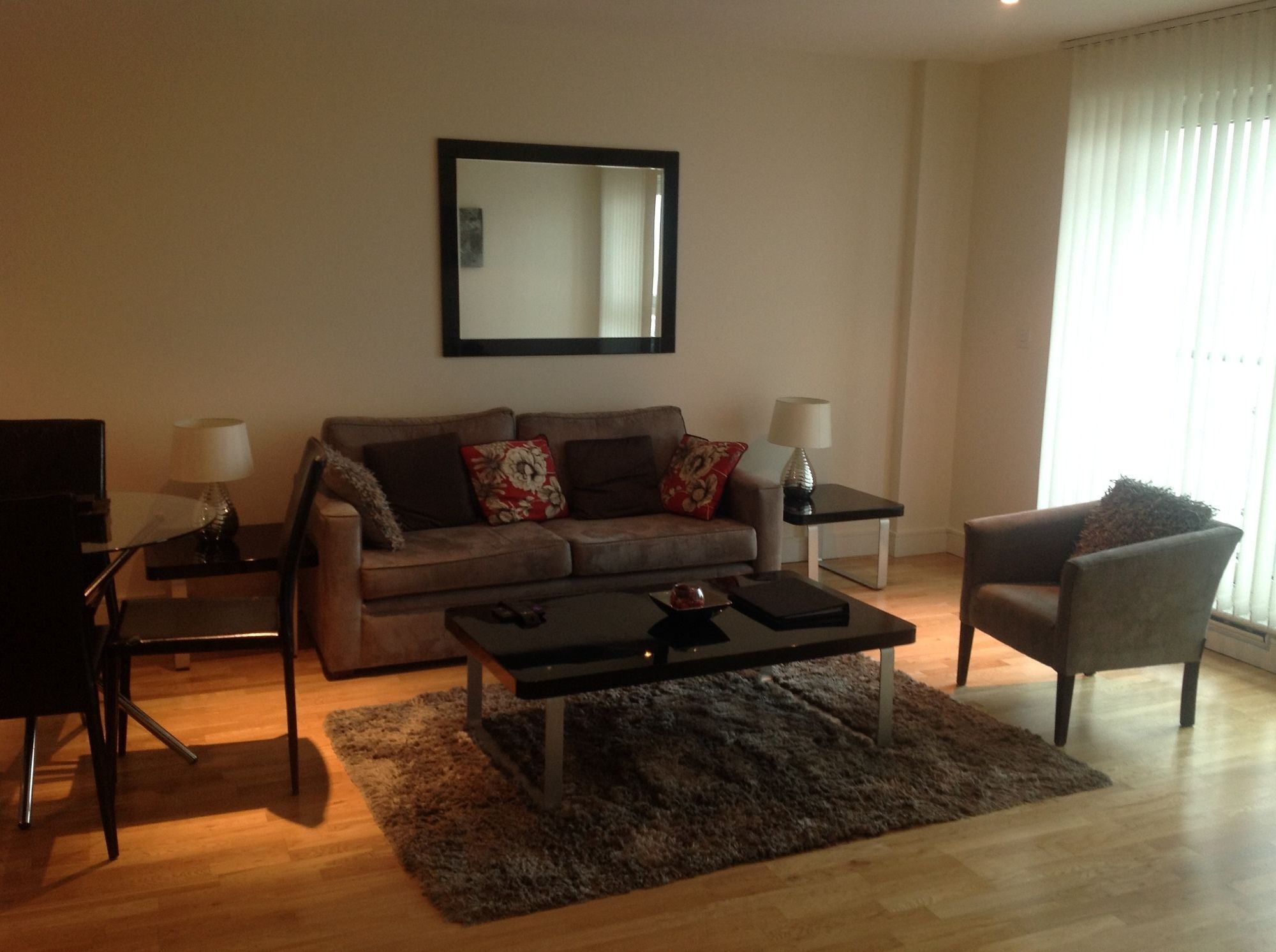 Apartment Ng London