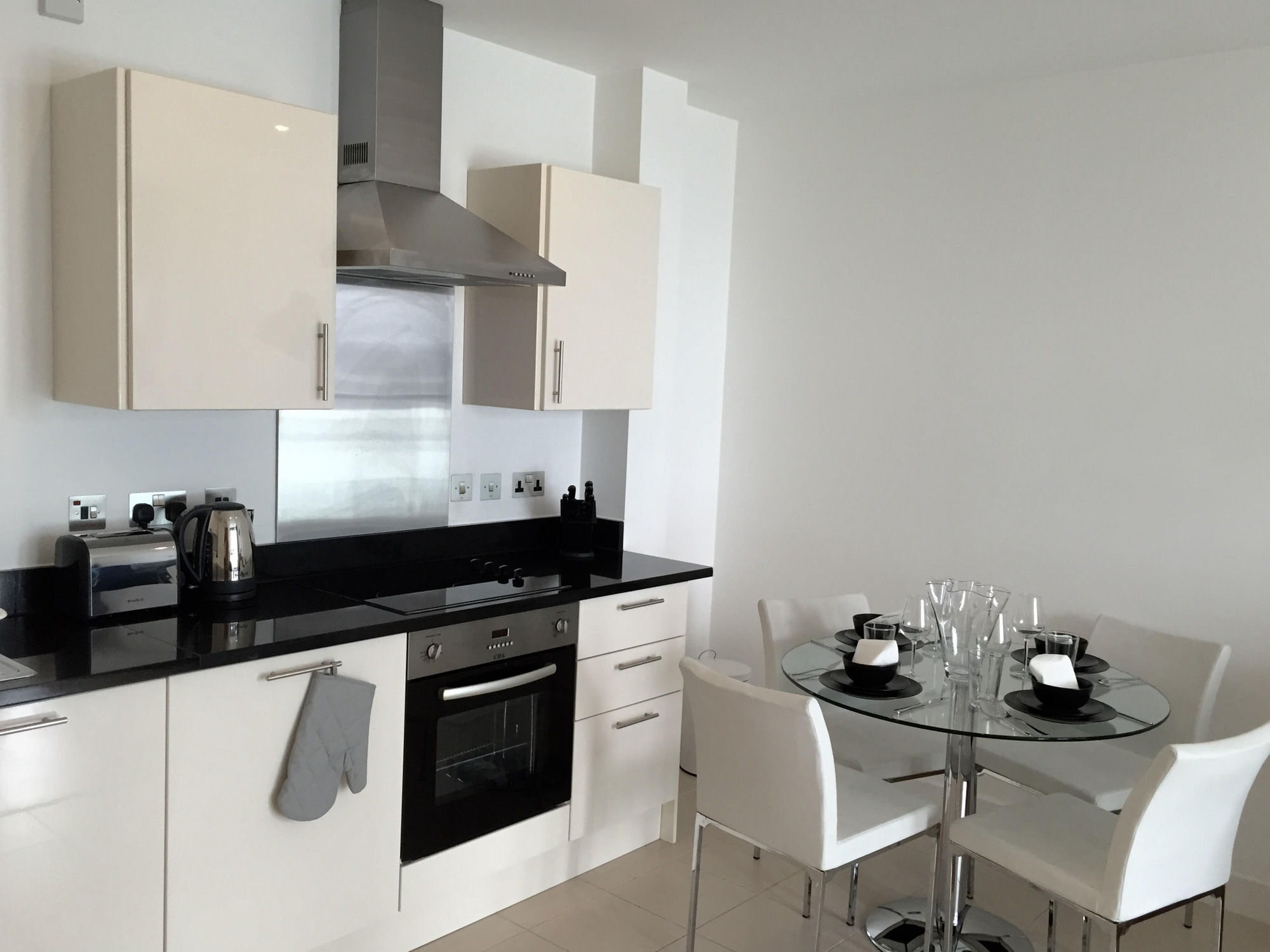 Belvedere Olympic One Eighty Apartment London