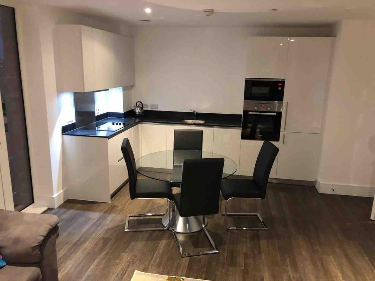High View Two Bedroom In Woolwich Leilighet London