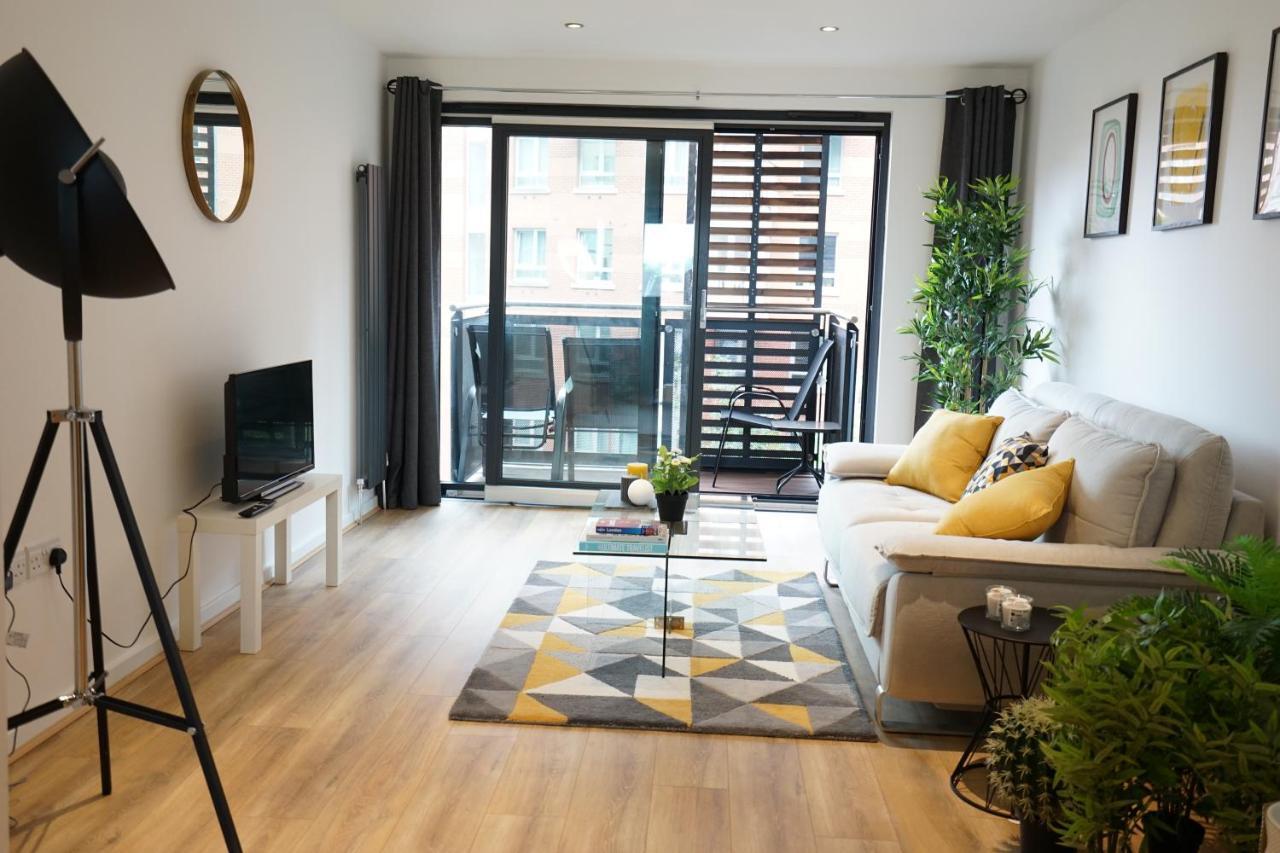 Apartment Perfectly Located Stunning London