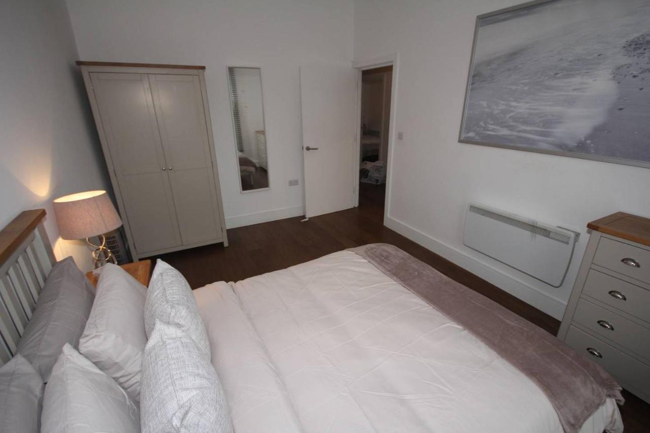 Falcon House Apartment *