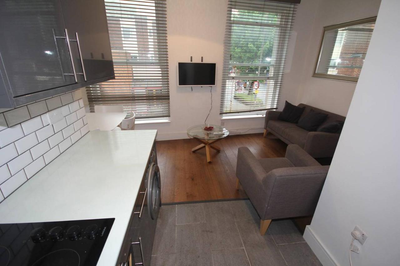 Falcon House Apartment