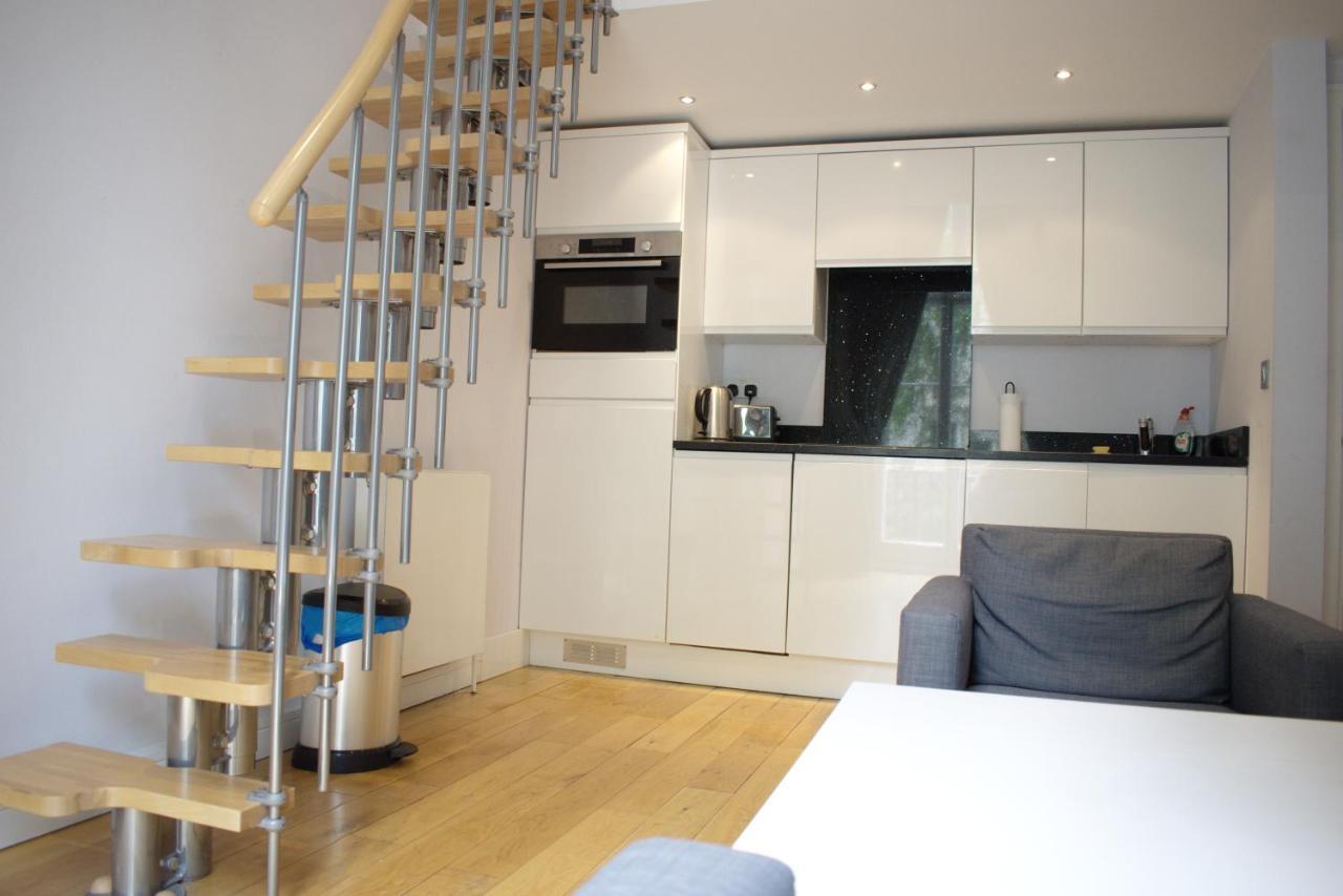 Westbourne Terrace * London