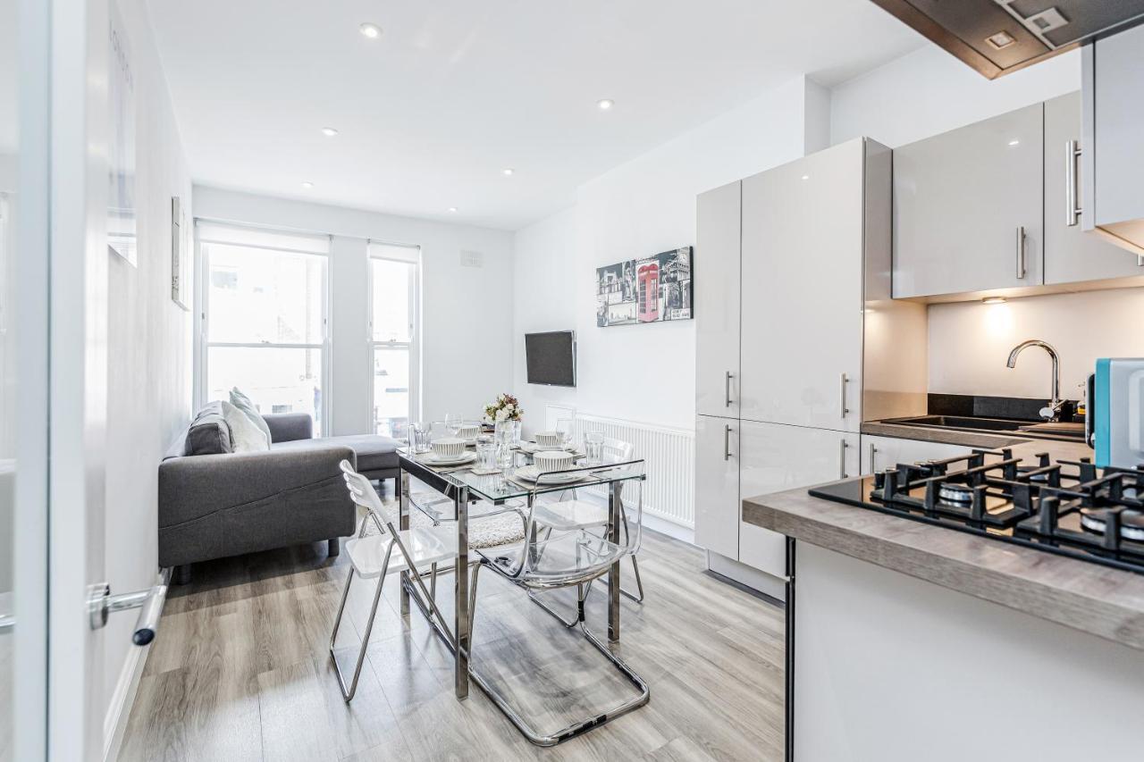 2-bed Notting Hill / Portobello Apartment *