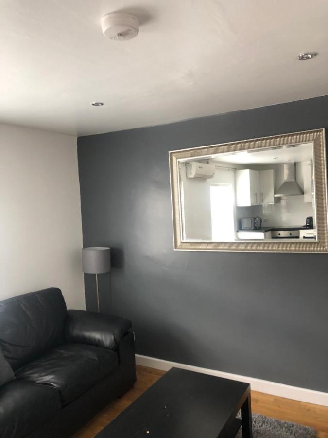 Modern In Trendy Dalston Appartement