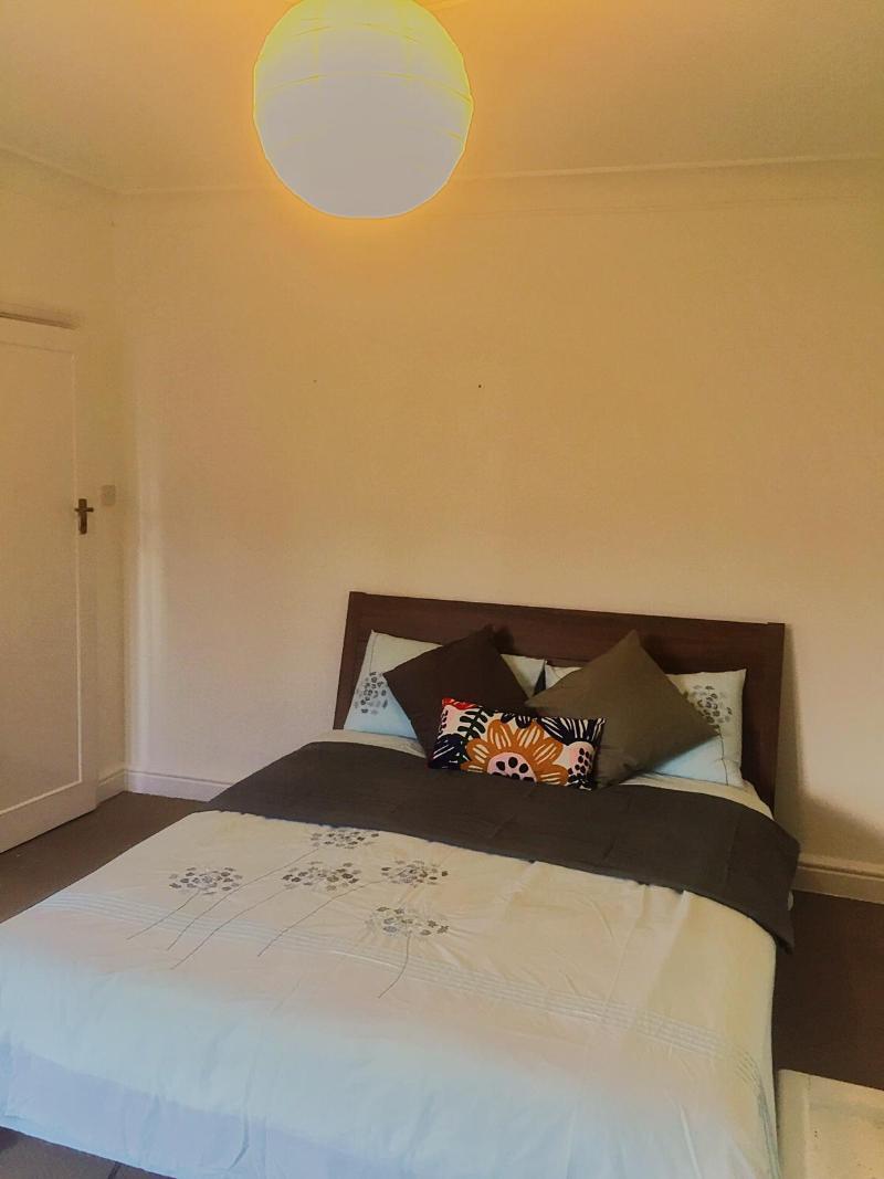 North 2* London