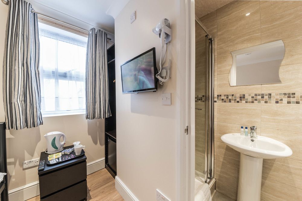 Hellenic By Saba Hotell London