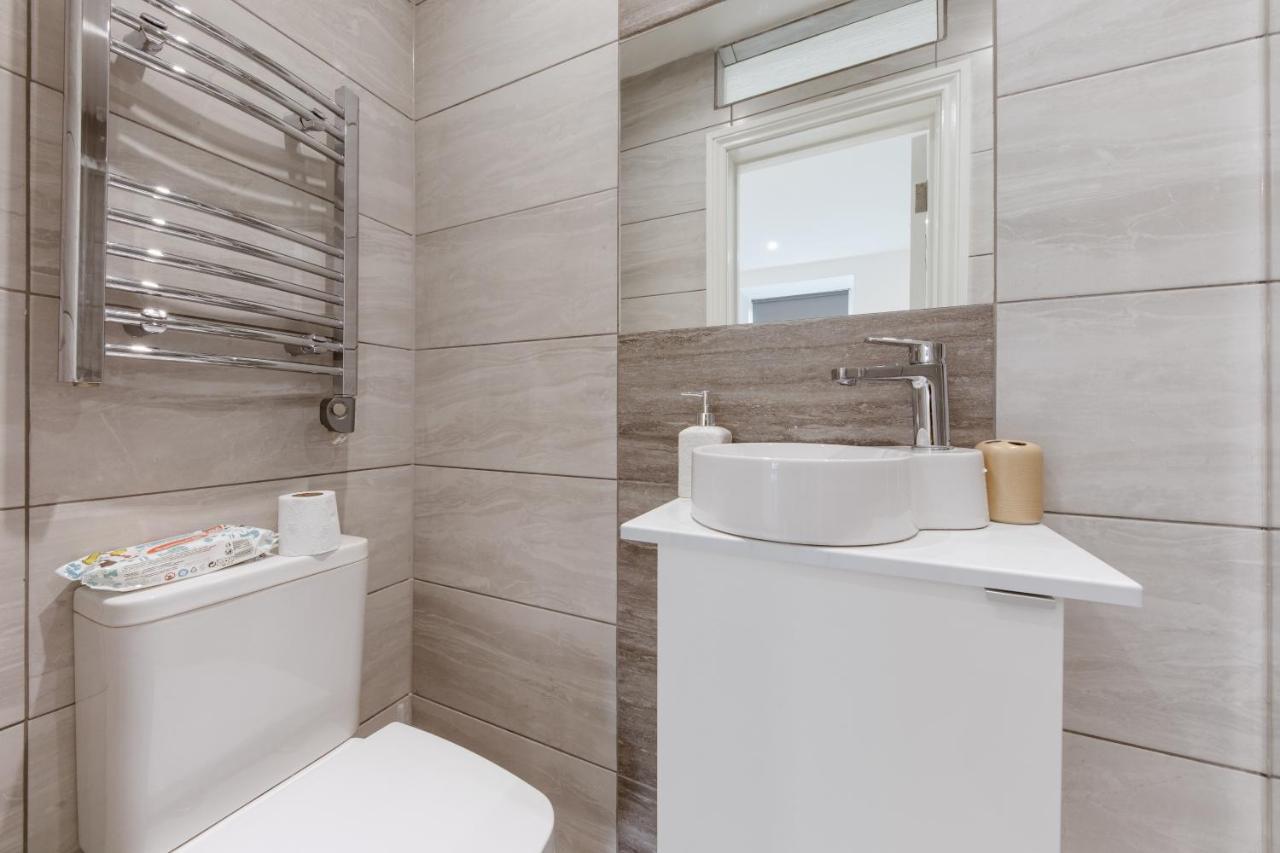 Apartment Rent Express Green Lane London