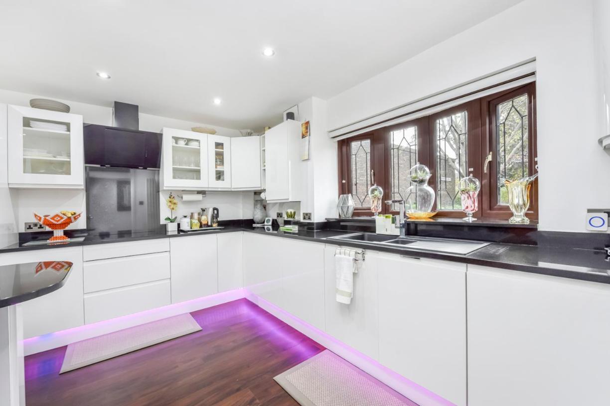 Privatunterkunft Docklands Stay, In Modern Spacious House - Near Excel Centre, Airport, Uel,sleeps 2 London