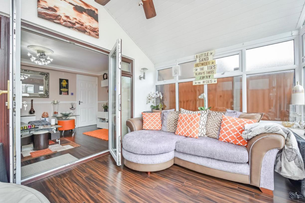 Privatunterkunft Docklands Stay, In Modern Spacious House - Near Excel Centre, Airport, Uel,sleeps 2 *