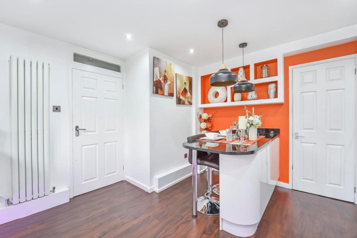 Privatunterkunft Docklands Stay, In Modern Spacious House - Near Excel Centre, Airport, Uel,sleeps 2 *