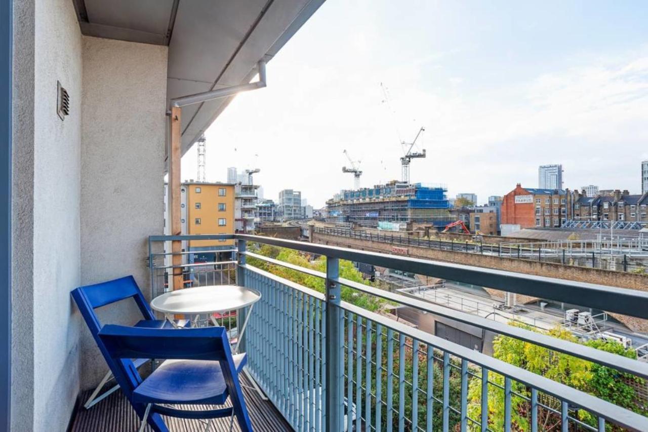 2 Bed Shoreditch With Parking Appartement *