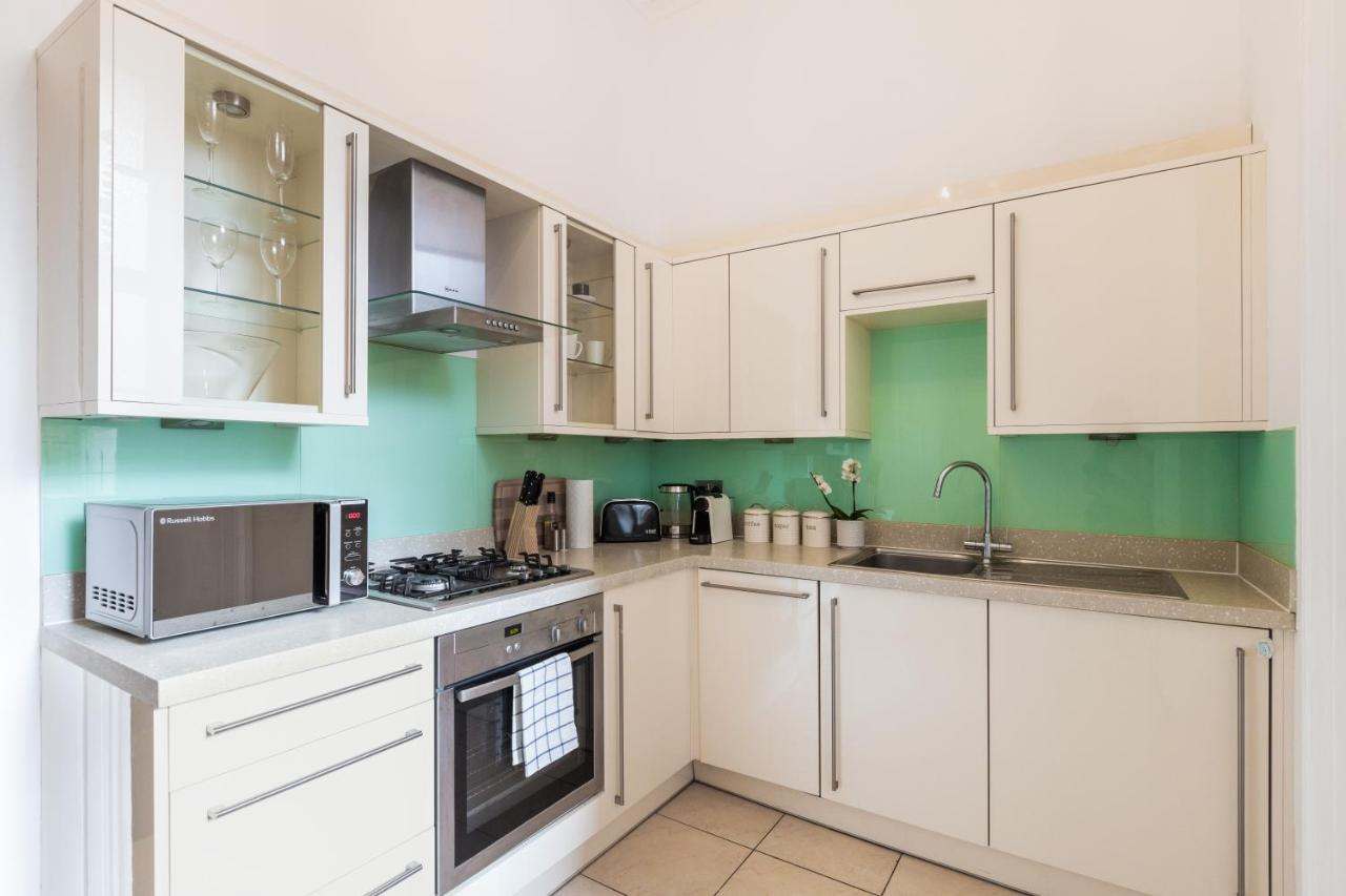 Apartment Westbourne London