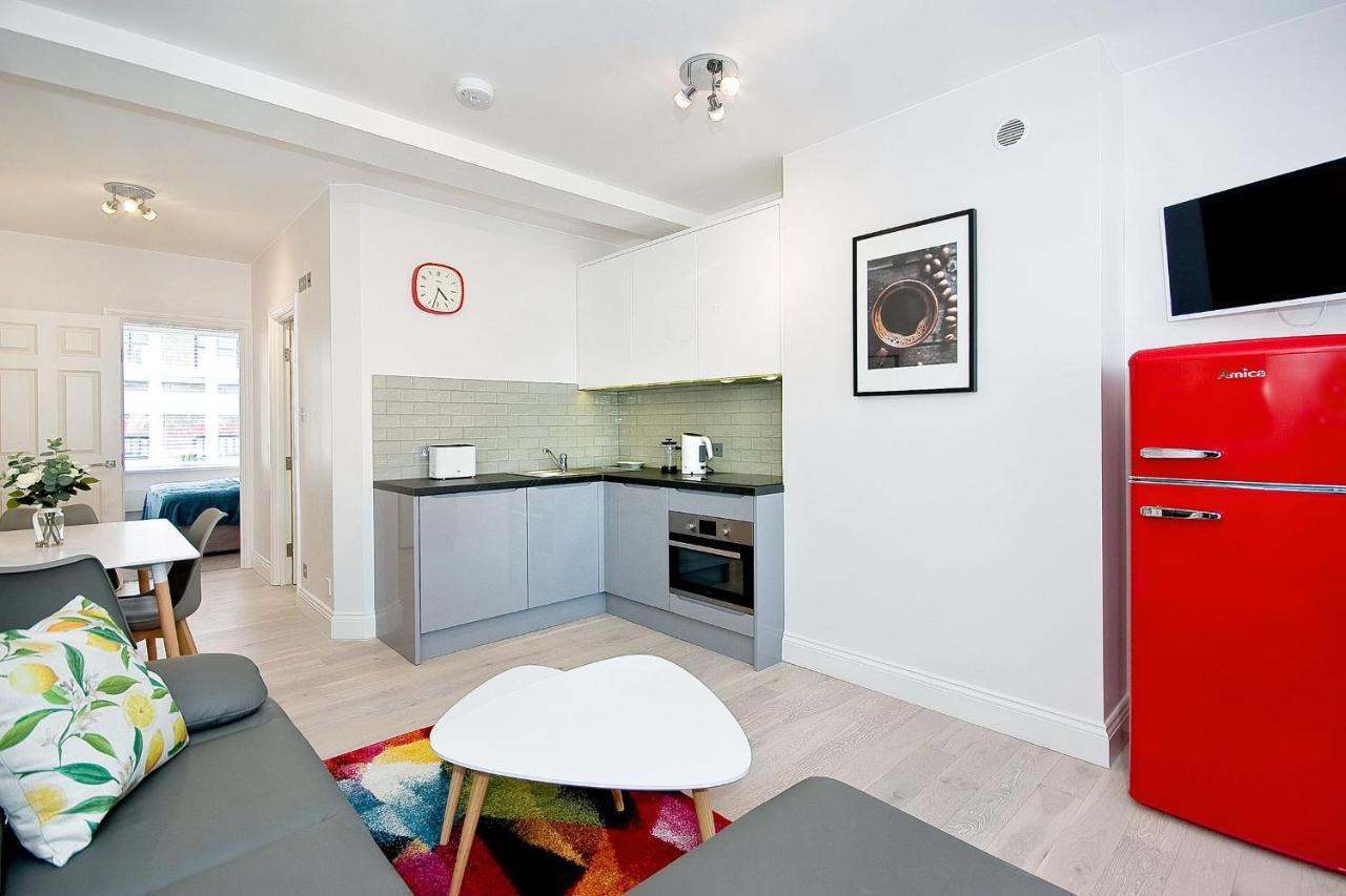 F4 Greek Street By Living Holiday home London
