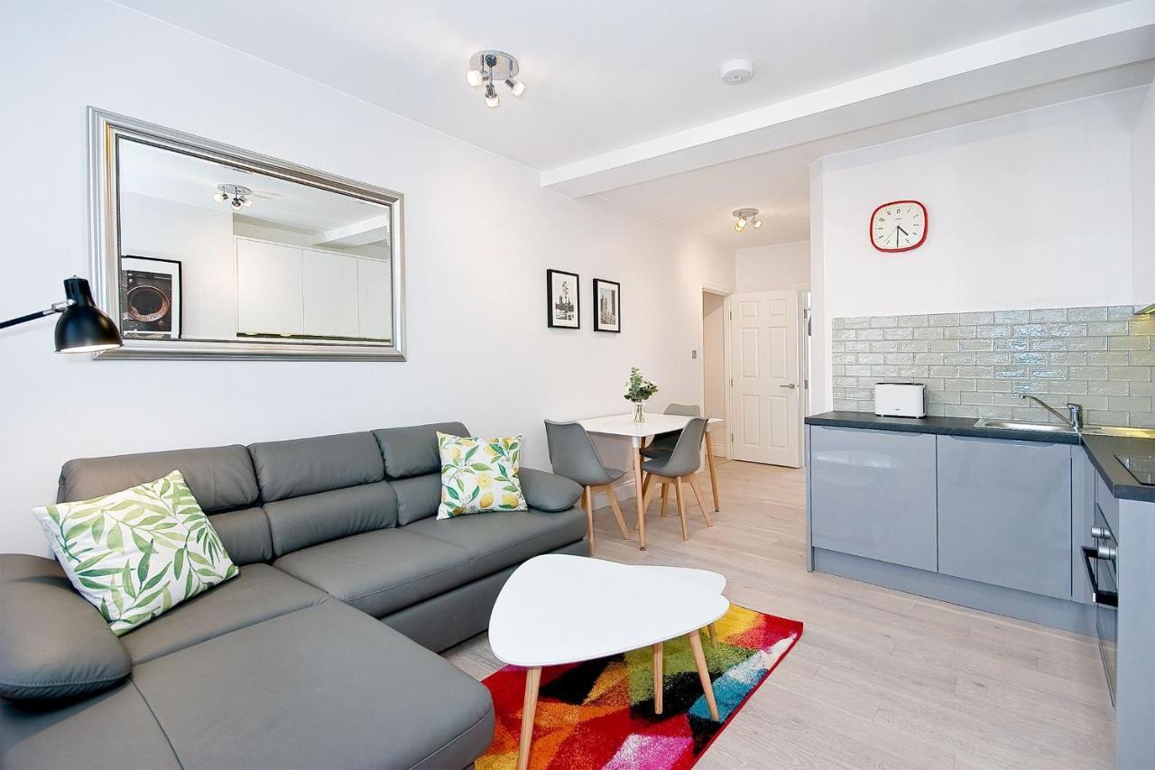 Holiday home F4 Greek Street By Living *
