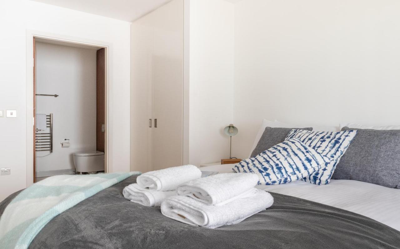 Apartment Fabulous 3 Bed 2 Bath Near Victoria Station *