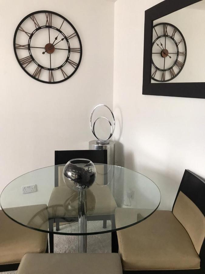 Appartement Bridge Meadows Londen